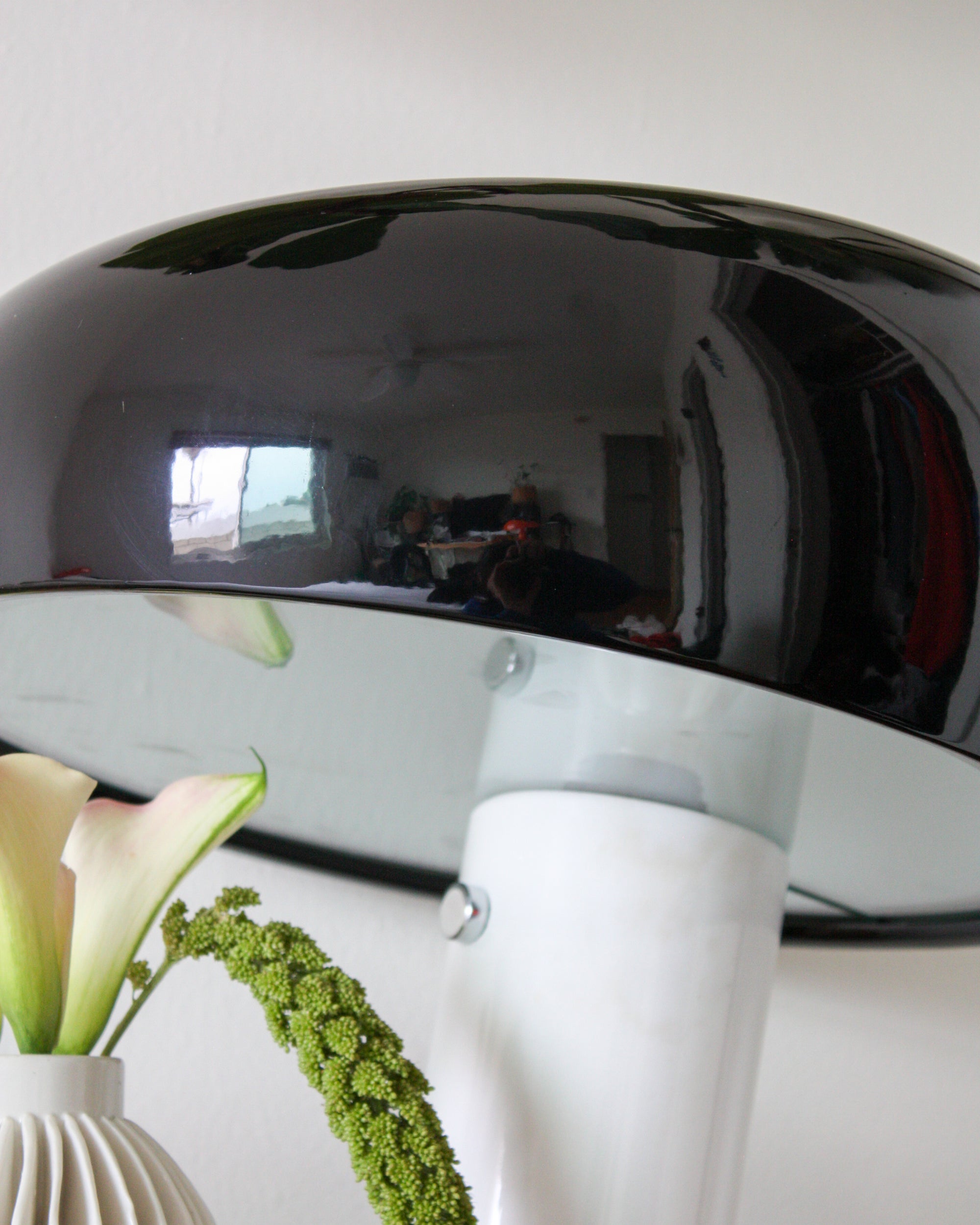 Peanut Table Lamp