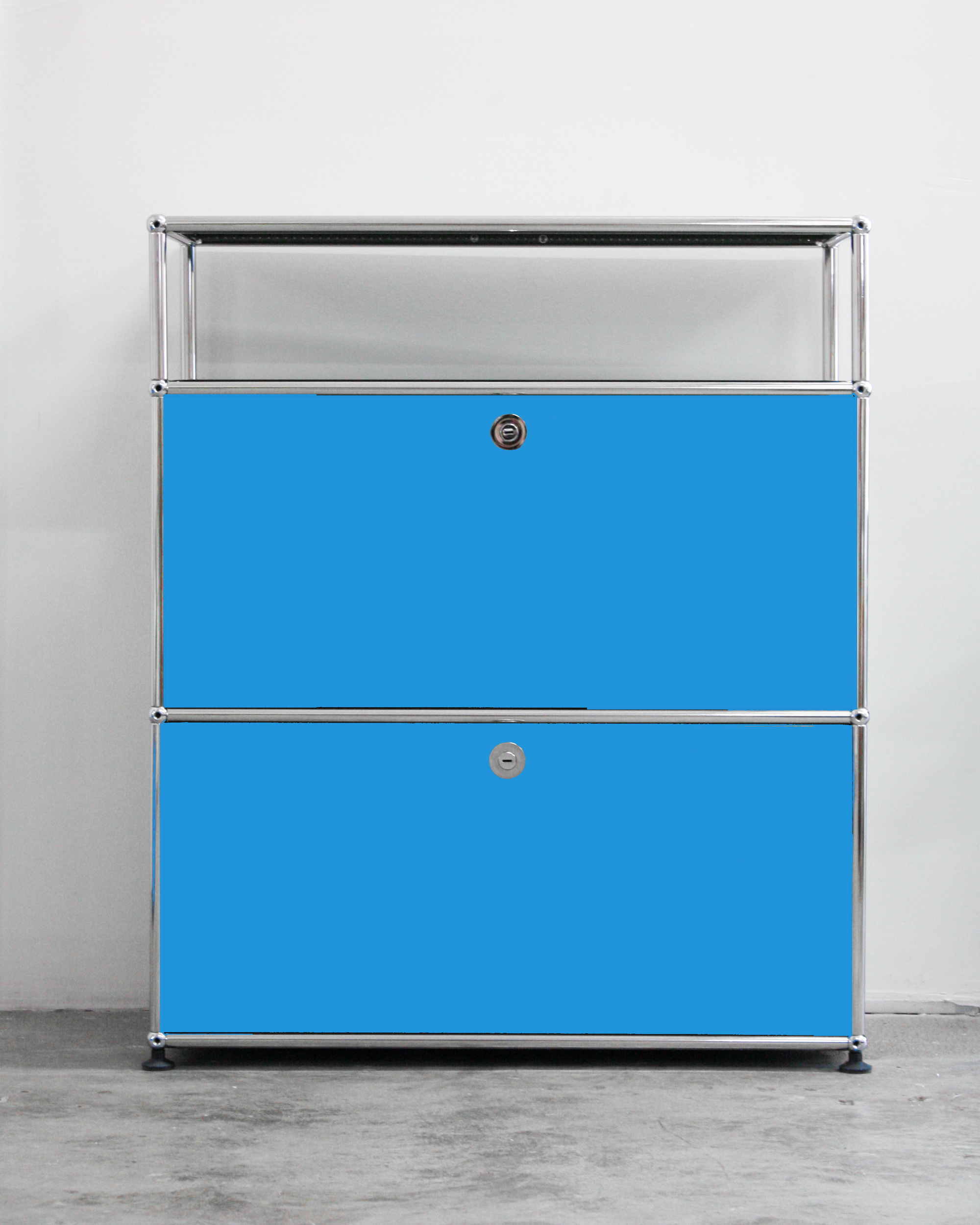 Half Dresser - Stainless Steel Dupe Half Dresser - Stainless Steel Dupe