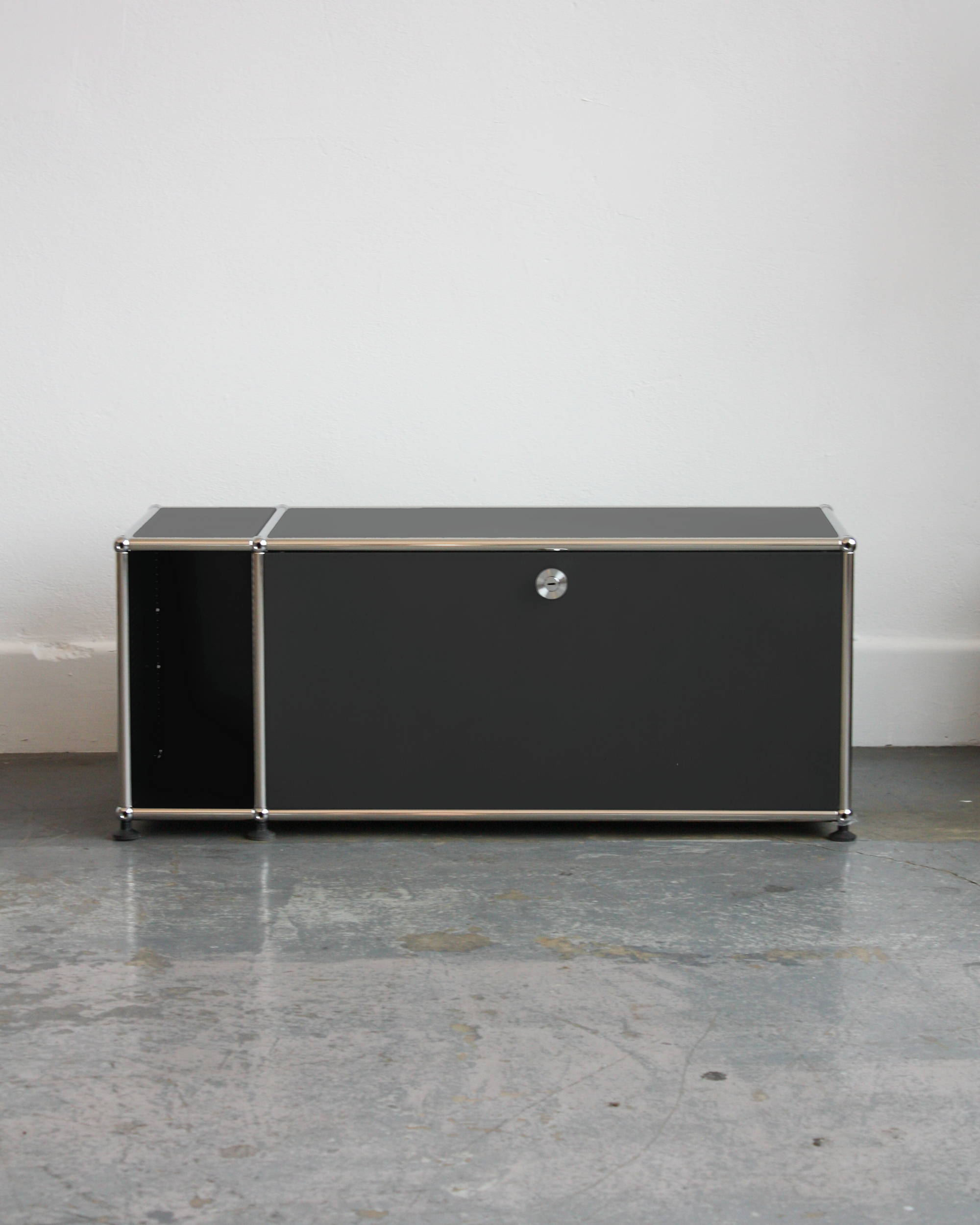 Shoe Storage - Stainless Steel