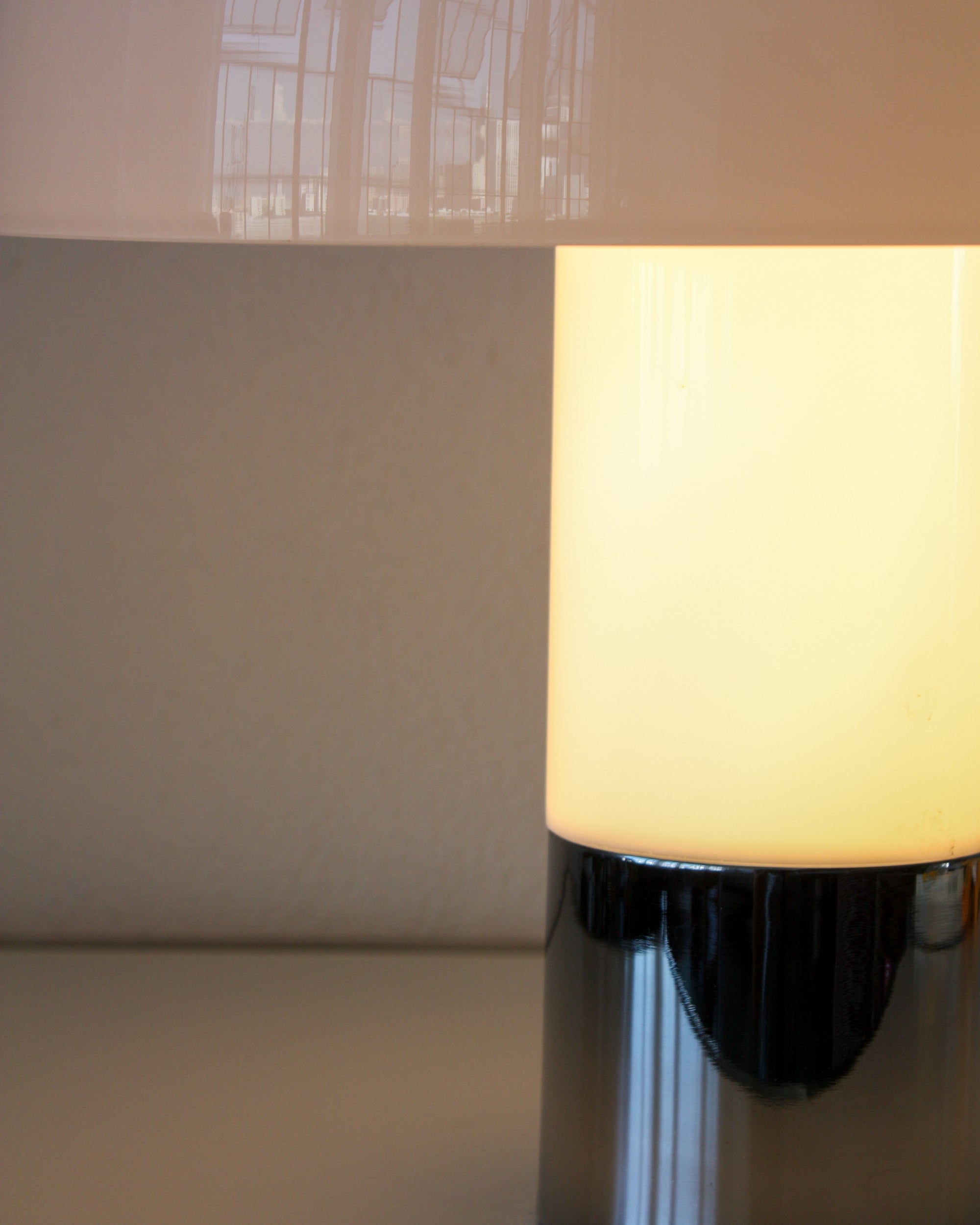 Nip Table Lamp