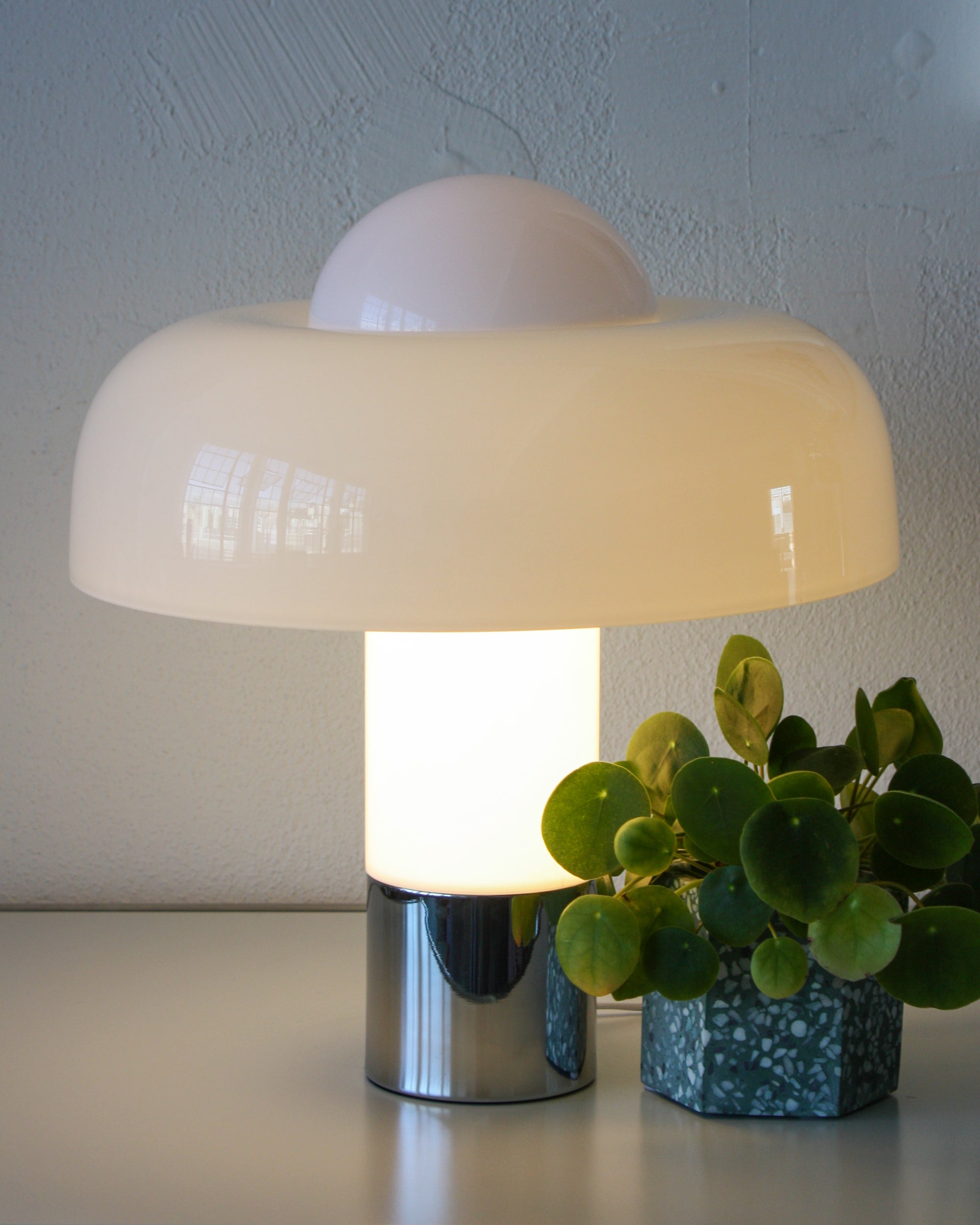 Nip Table Lamp