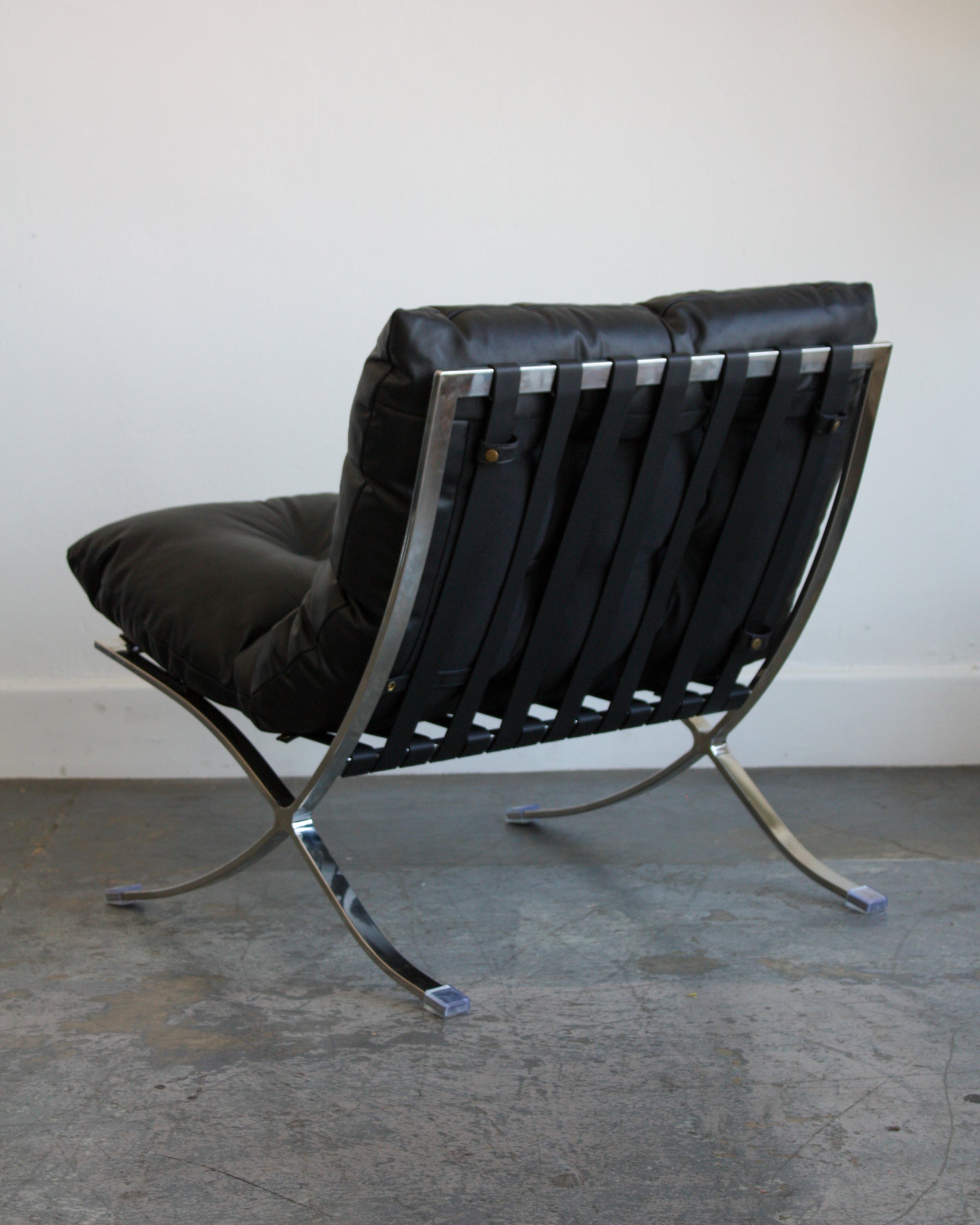 Valencia Lounge Chair