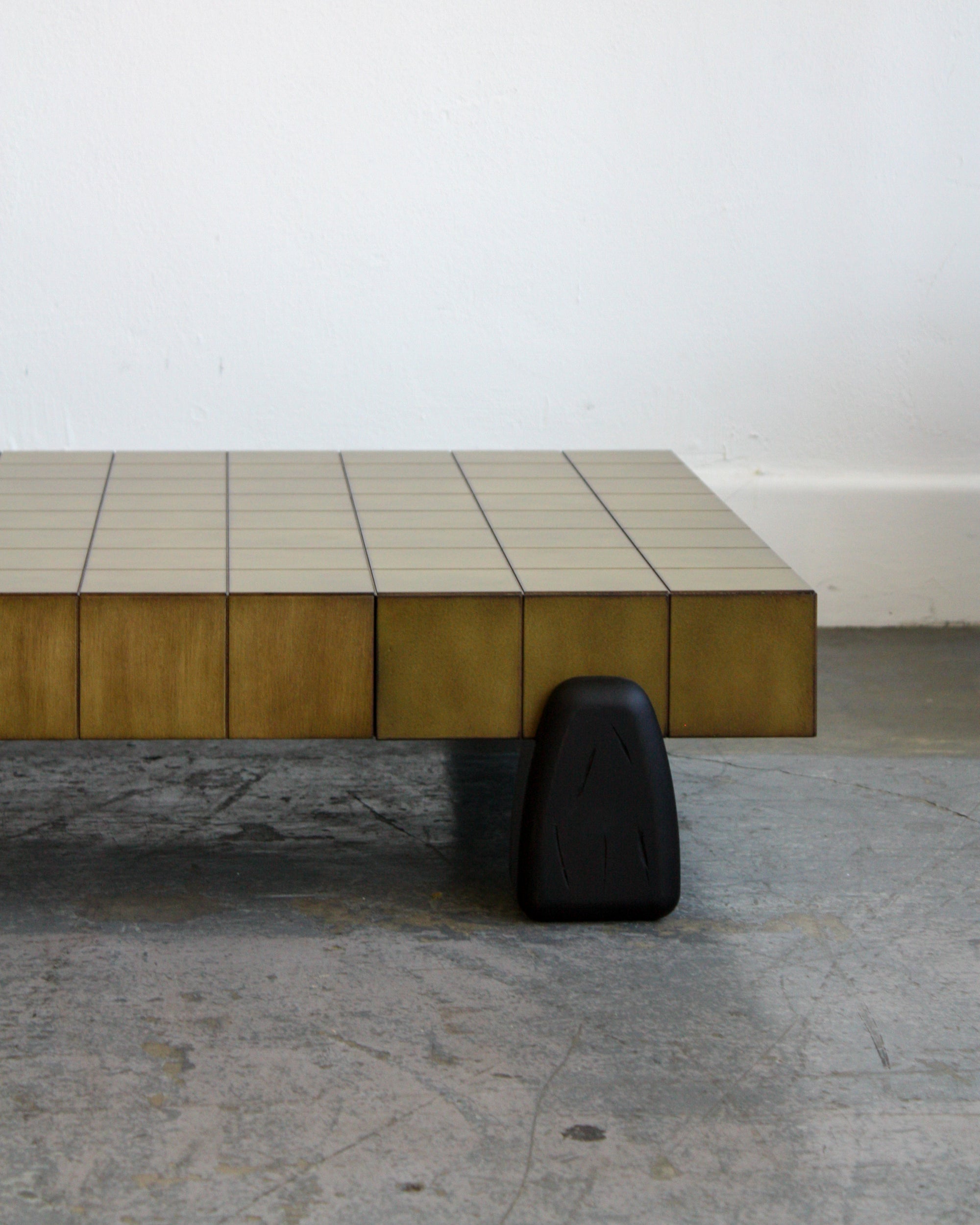 Roya Coffee Table