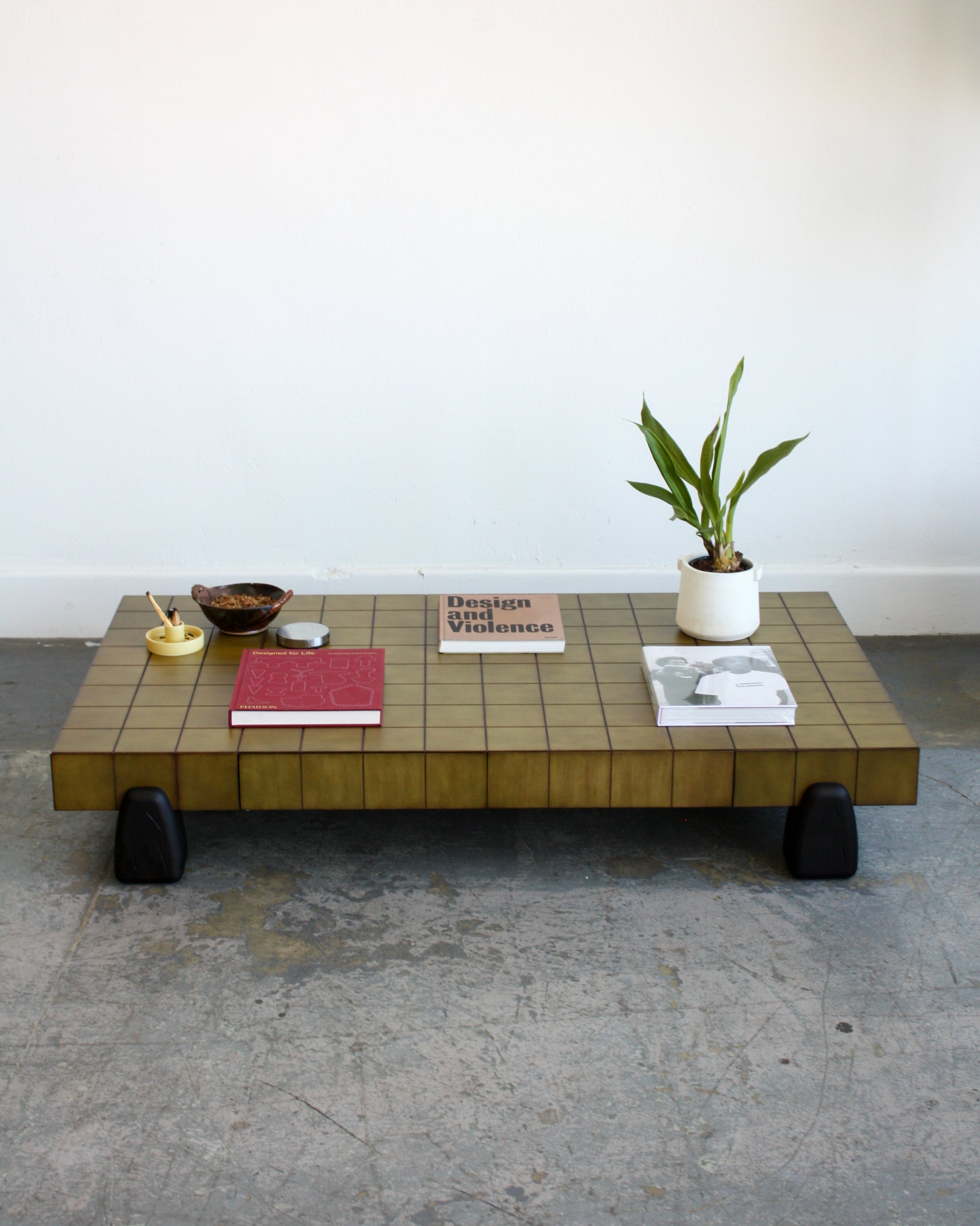 Roya Coffee Table