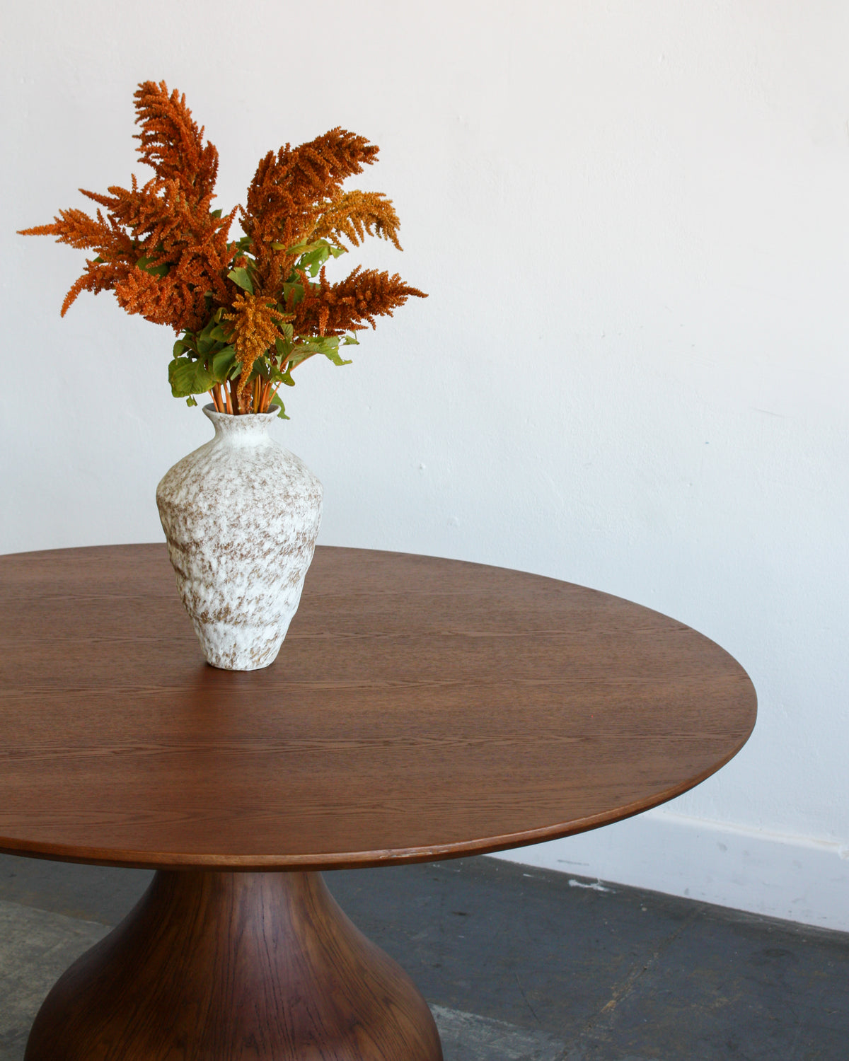 Anar Dining Table