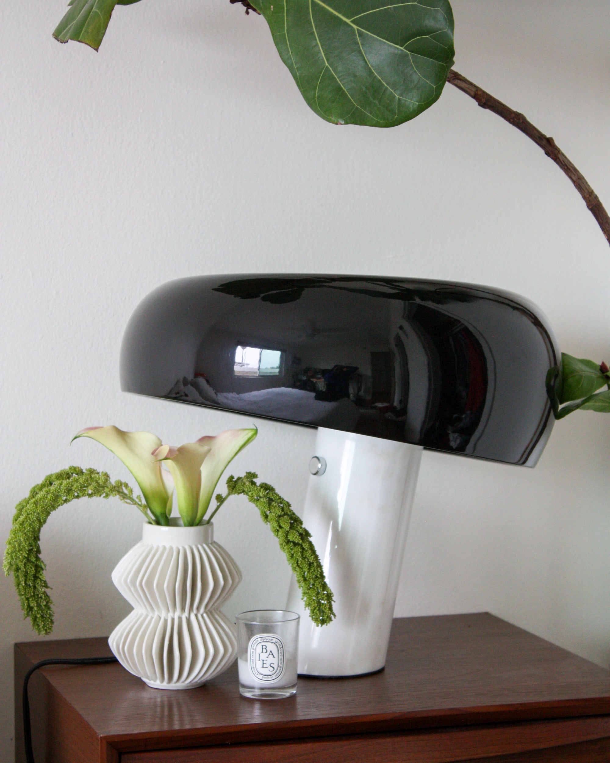 Peanut Table Lamp