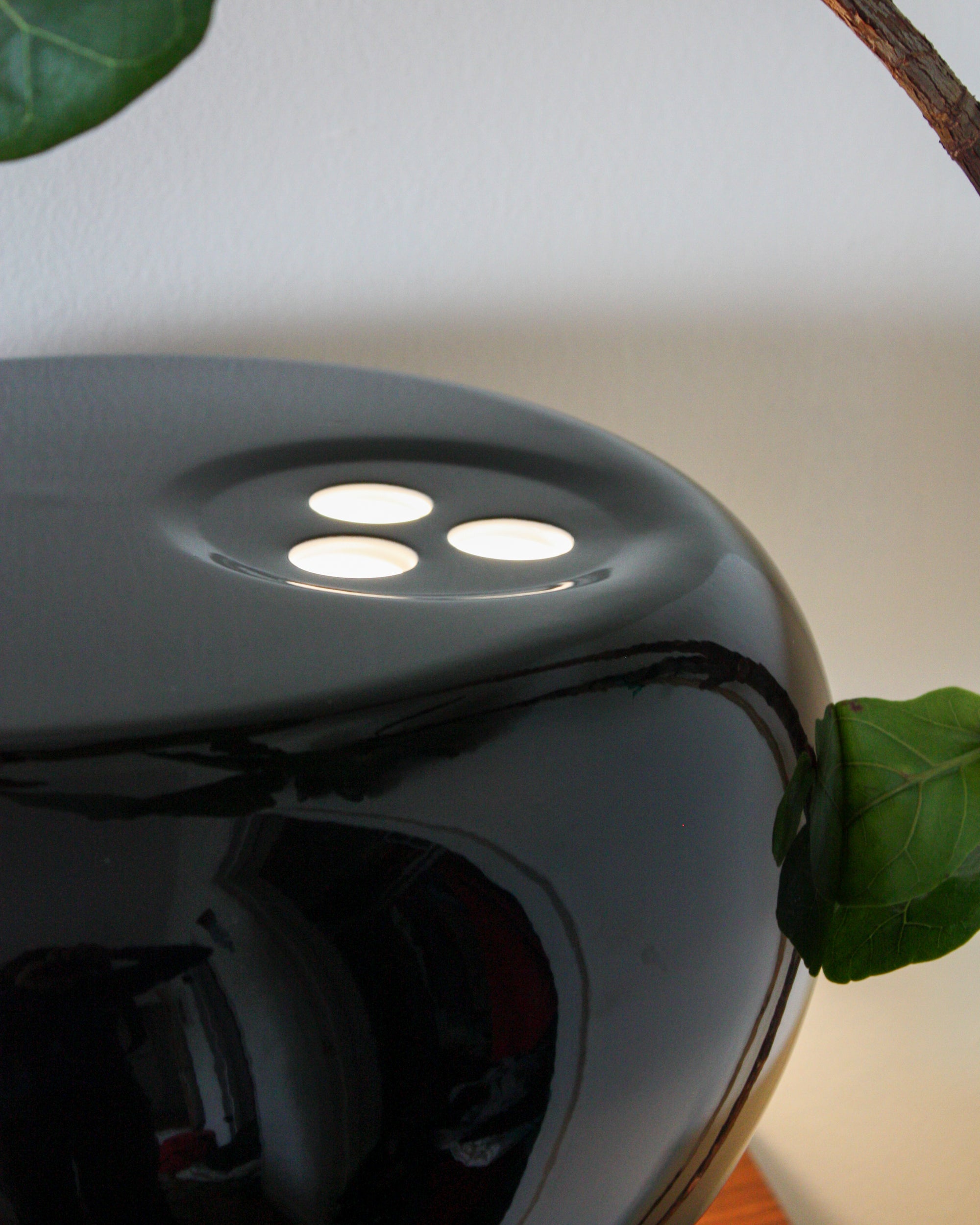 Peanut Table Lamp