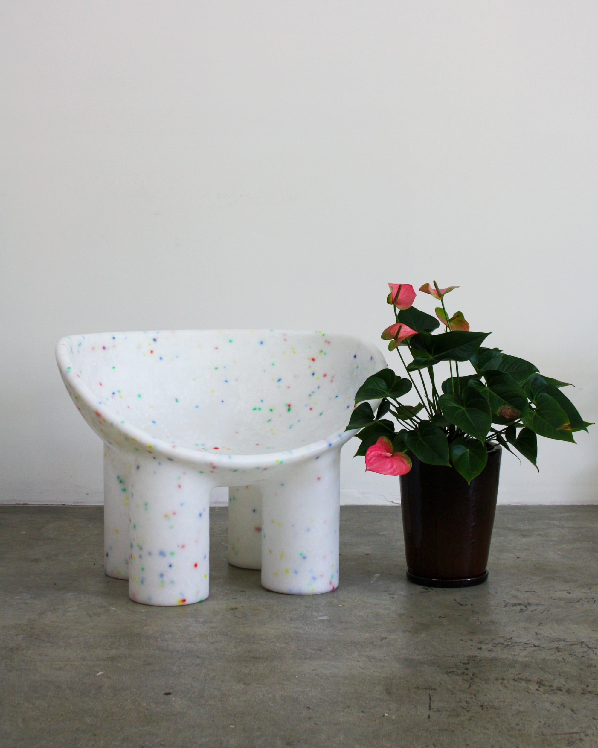 Cylinder Indoor/Outdoor Chair