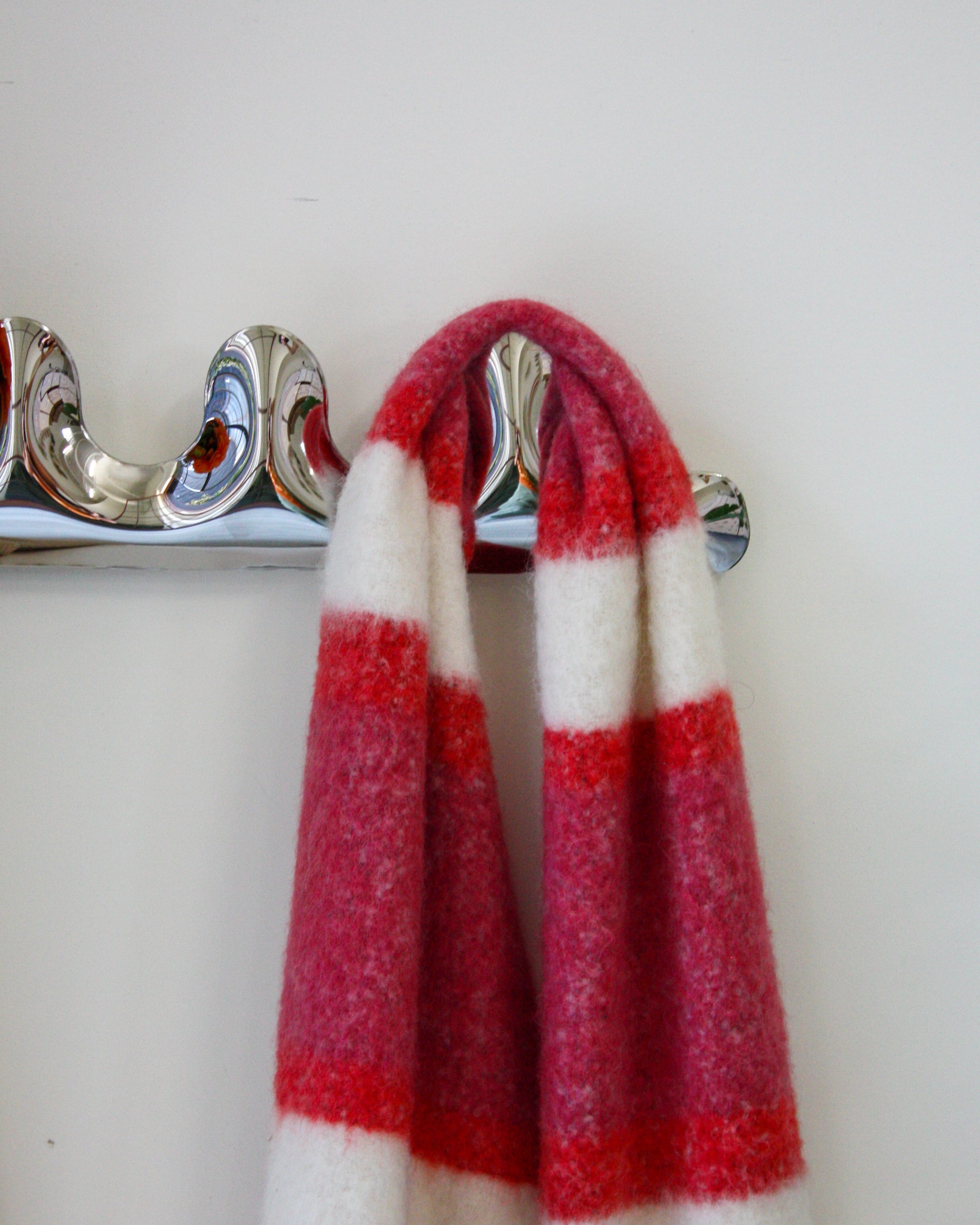 Chrome Puffy Wall Hanger - 5 Coat Hanger